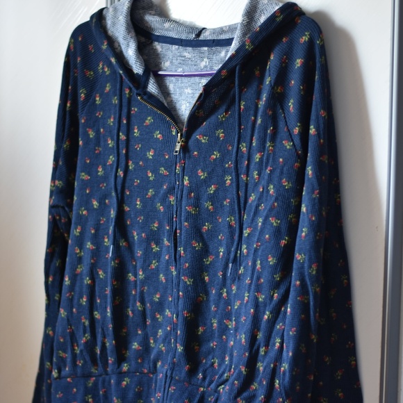 Navy Thermal hoodie with dainty rose print - Picture 1 of 3